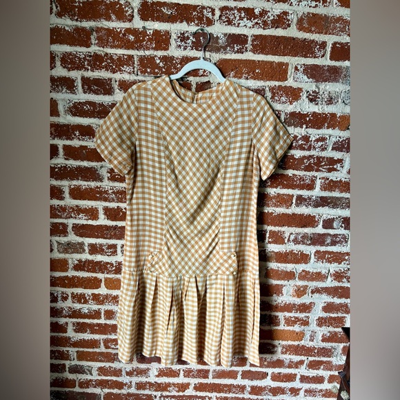 Vintage handmade tan & white gingham dress with pleated skirt, no tag, fits S-M - Picture 7 of 7